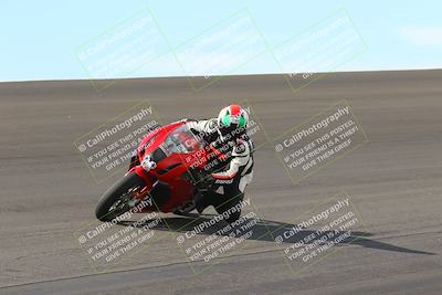 media/Nov-05-2022-SoCal Trackdays (Sat) [[f8d9b725ab]]/Bowl (1145am)/